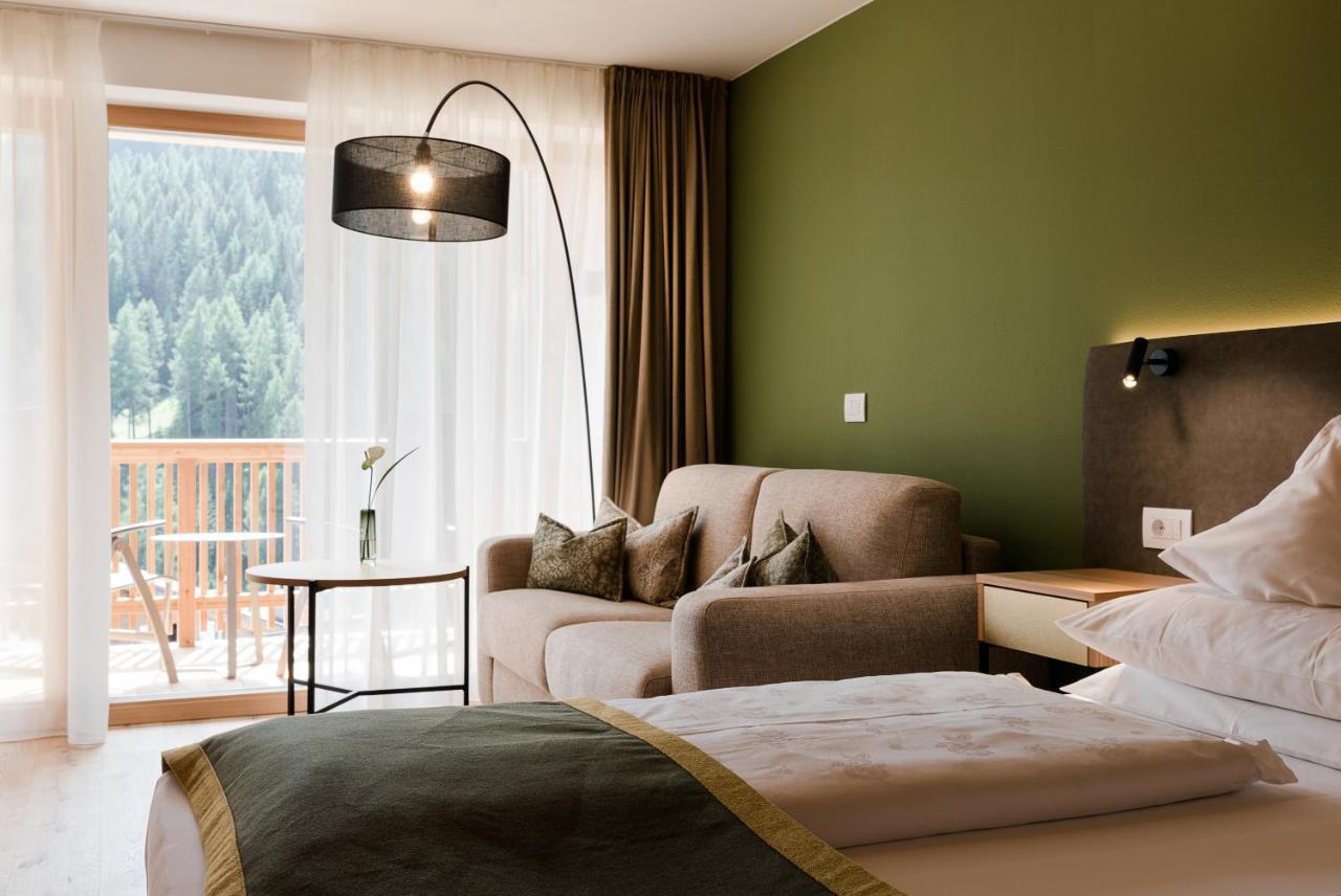 Hotel Diamant San Cassiano  Exteriör bild